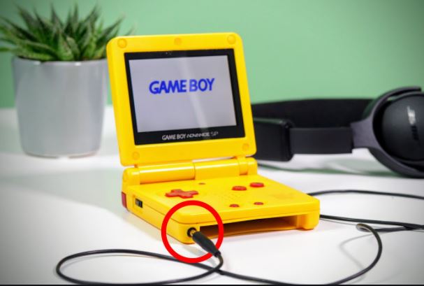 《GBA SP最实用DIY改造：增加USB C接口，实现充电及音频输出！》